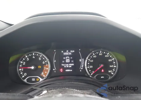 2019 Jeep Renegade Latitude 4X4 from USA, damaged, VIN ZACNJBBB8KPK64347